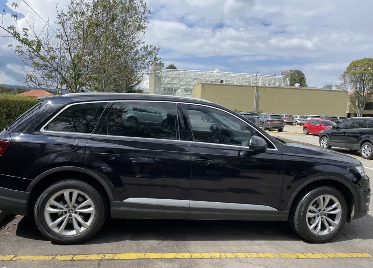 Audi Q7 2.0 TFSI foto 2