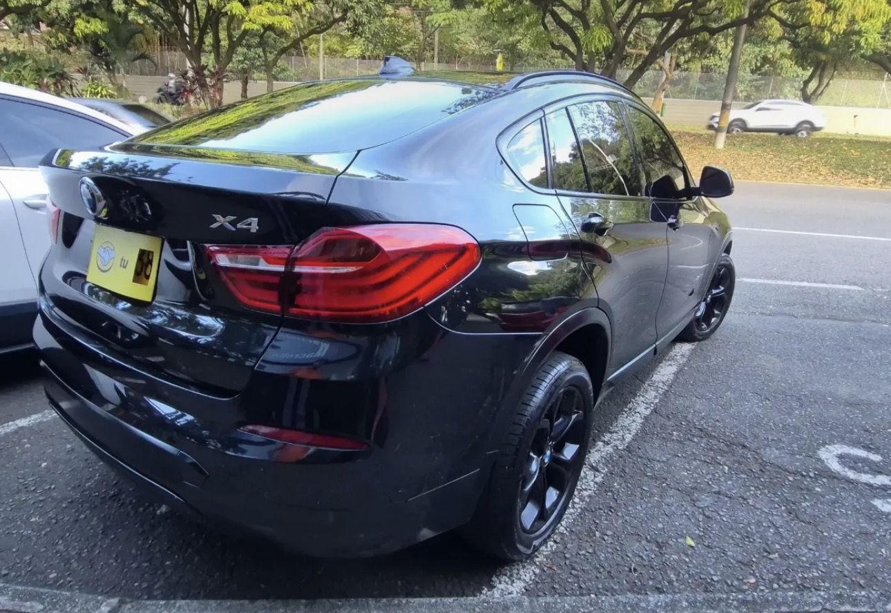 BMW X4 xDrive28i M foto 8