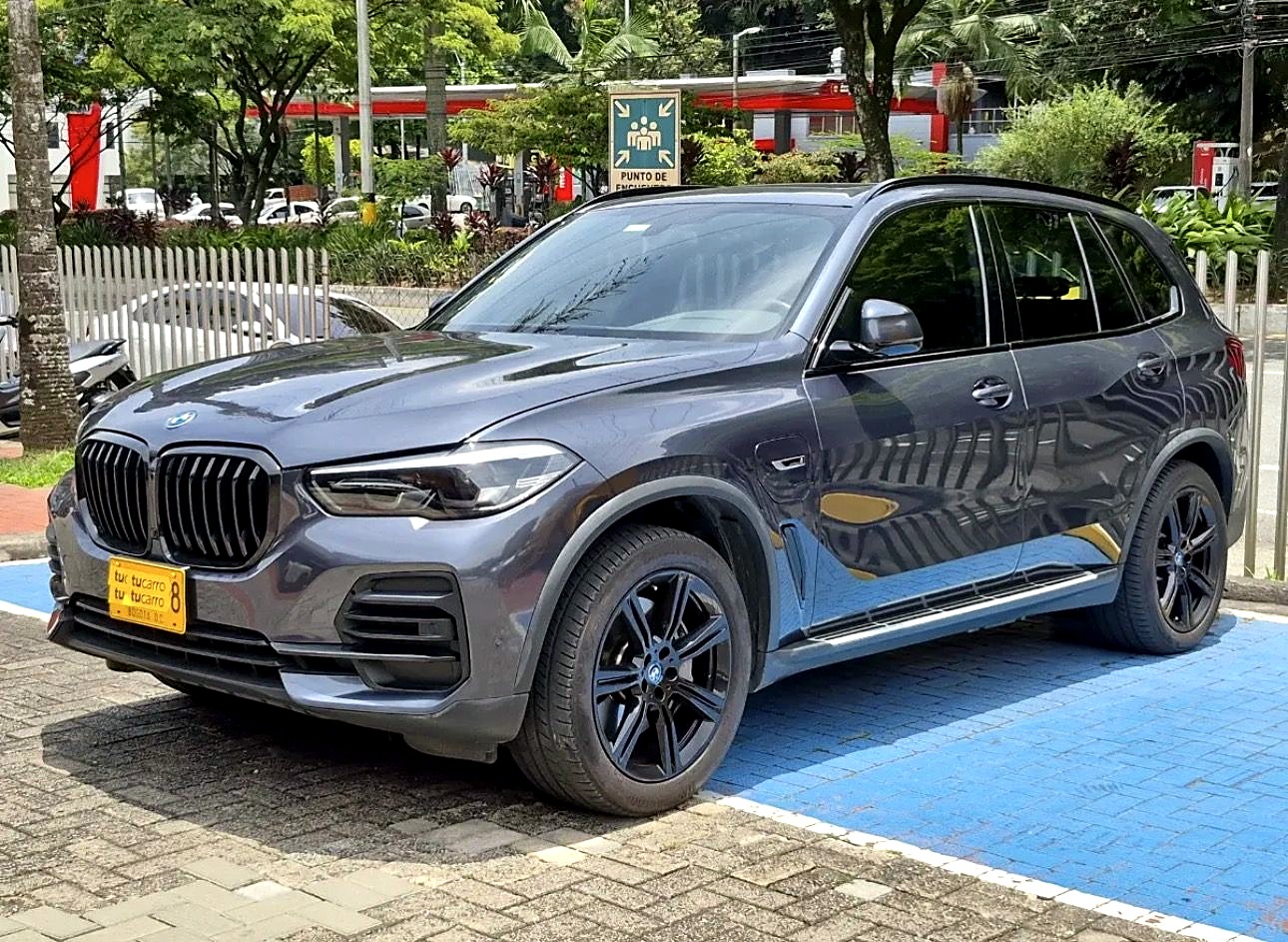BMW X5 foto 2