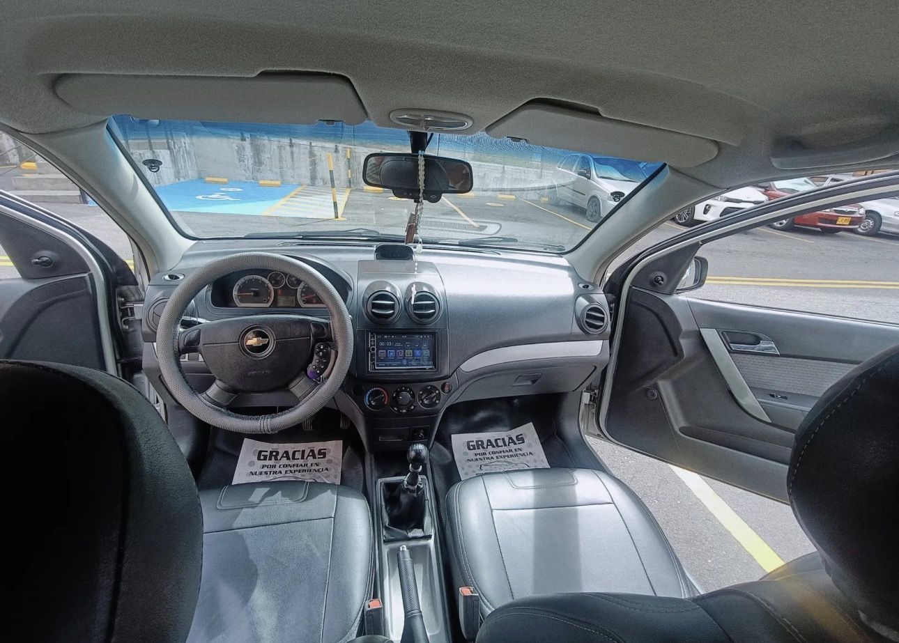 Chevrolet Aveo Emotion foto 5