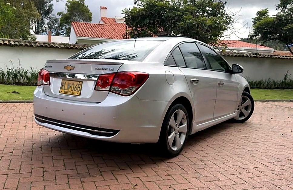 Chevrolet Cruze 1.8 Nikel AT foto 3
