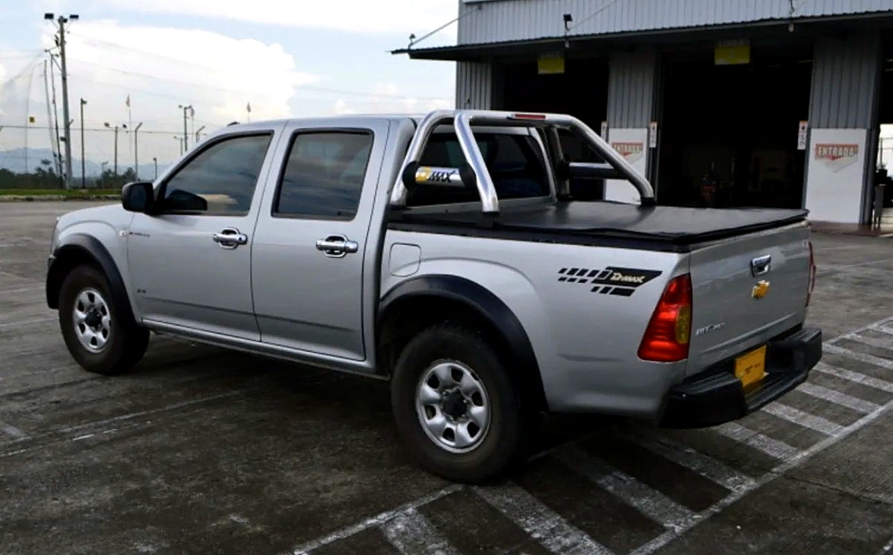 Chevrolet Luv Dimax foto 3