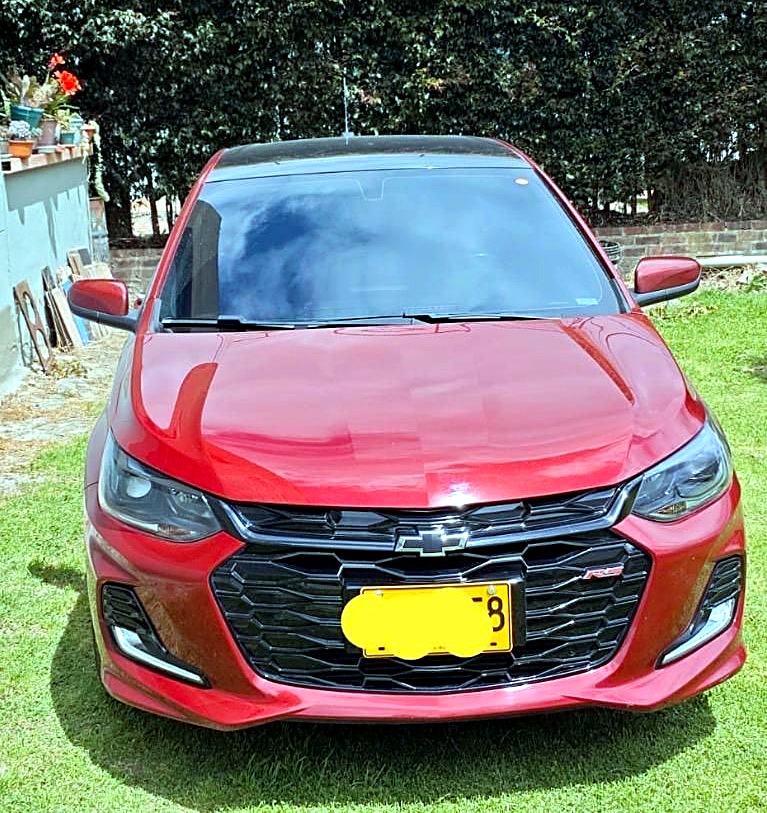 Chevrolet Onix RS foto 8