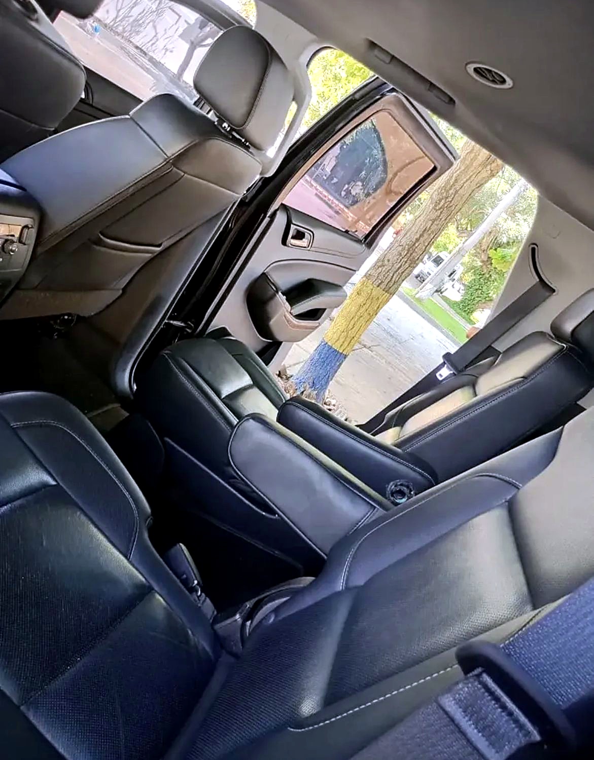 Chevrolet Tahoe foto 2