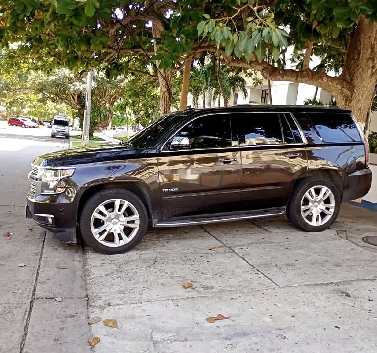 Chevrolet Tahoe foto 6