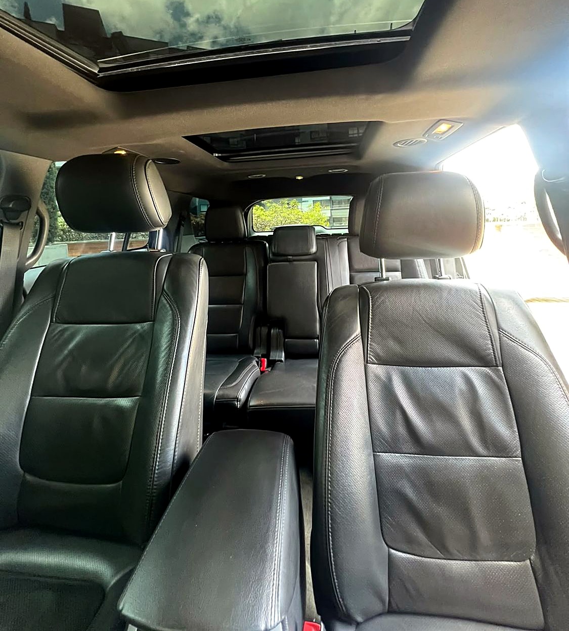 Ford Explorer 3.5 Limited foto 2