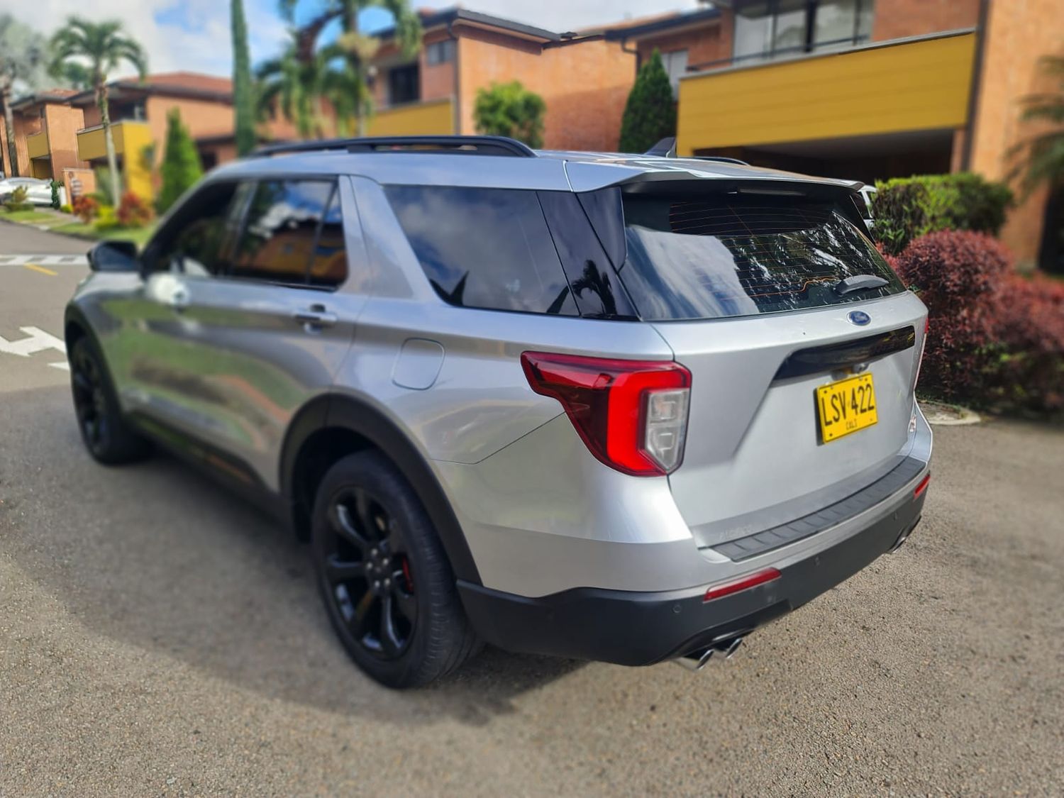 Ford Explorer ST foto 6