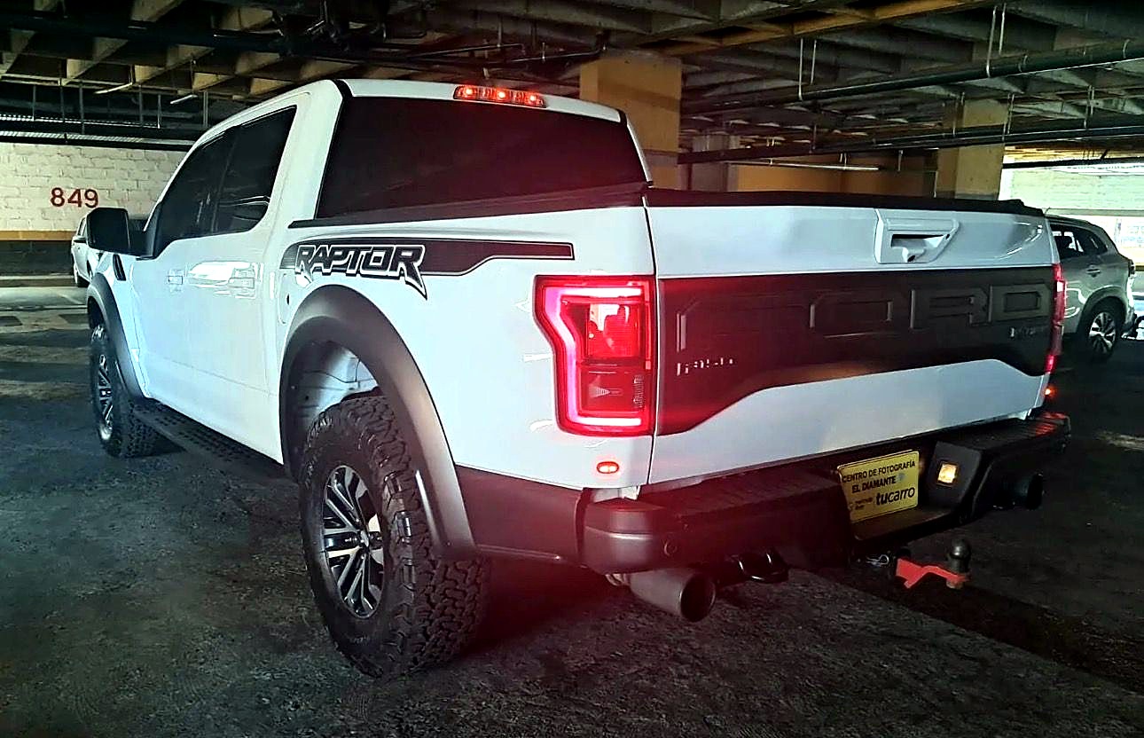 Ford F150 Raptor foto 2
