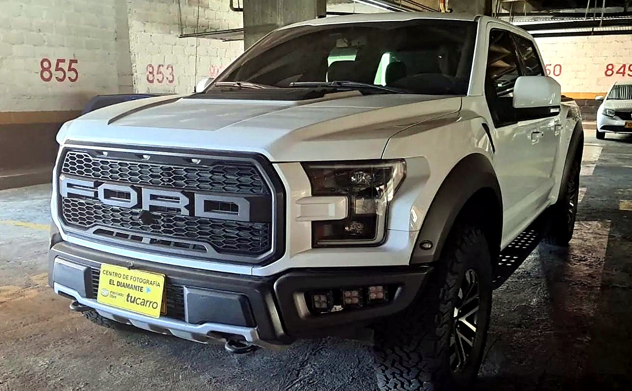 Ford F150 Raptor foto 9