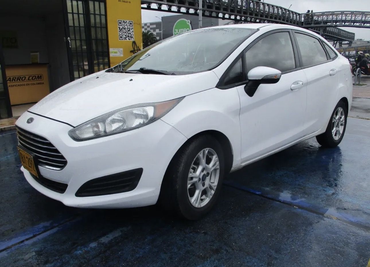 Ford Fiesta foto 9
