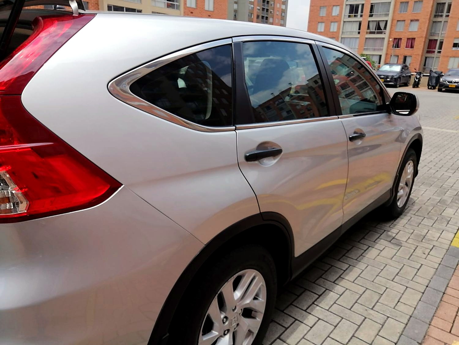 Honda CR-V foto 2