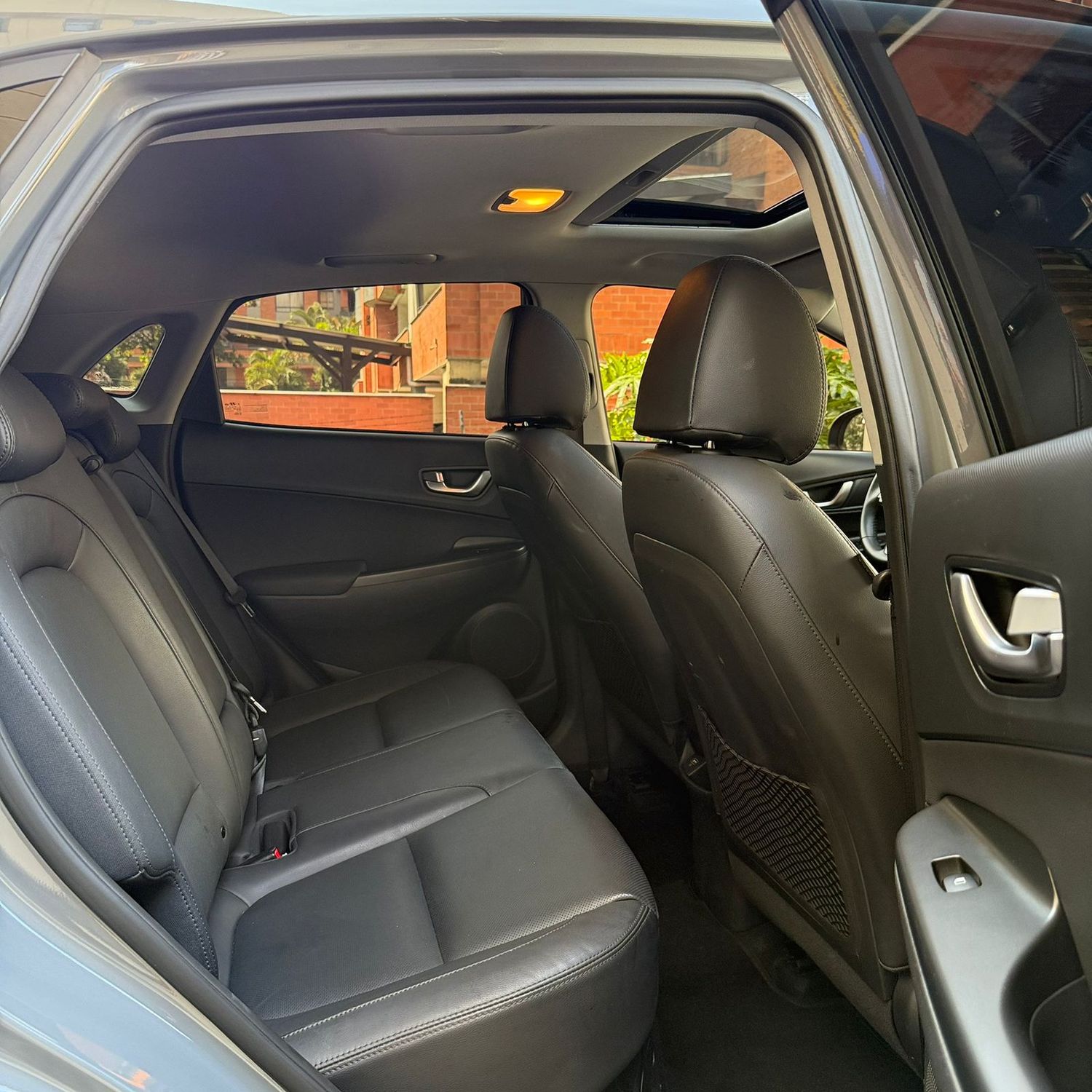 Hyundai Kona Híbrida foto 3