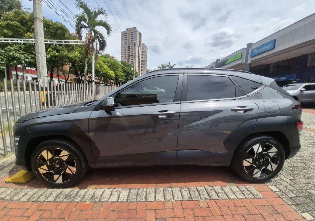 Hyundai Kona Híbrida Limited foto 6