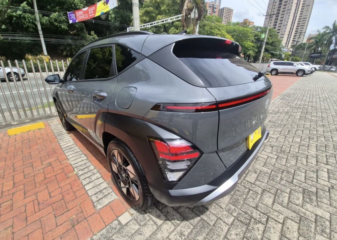 Hyundai Kona Híbrida Limited foto 11