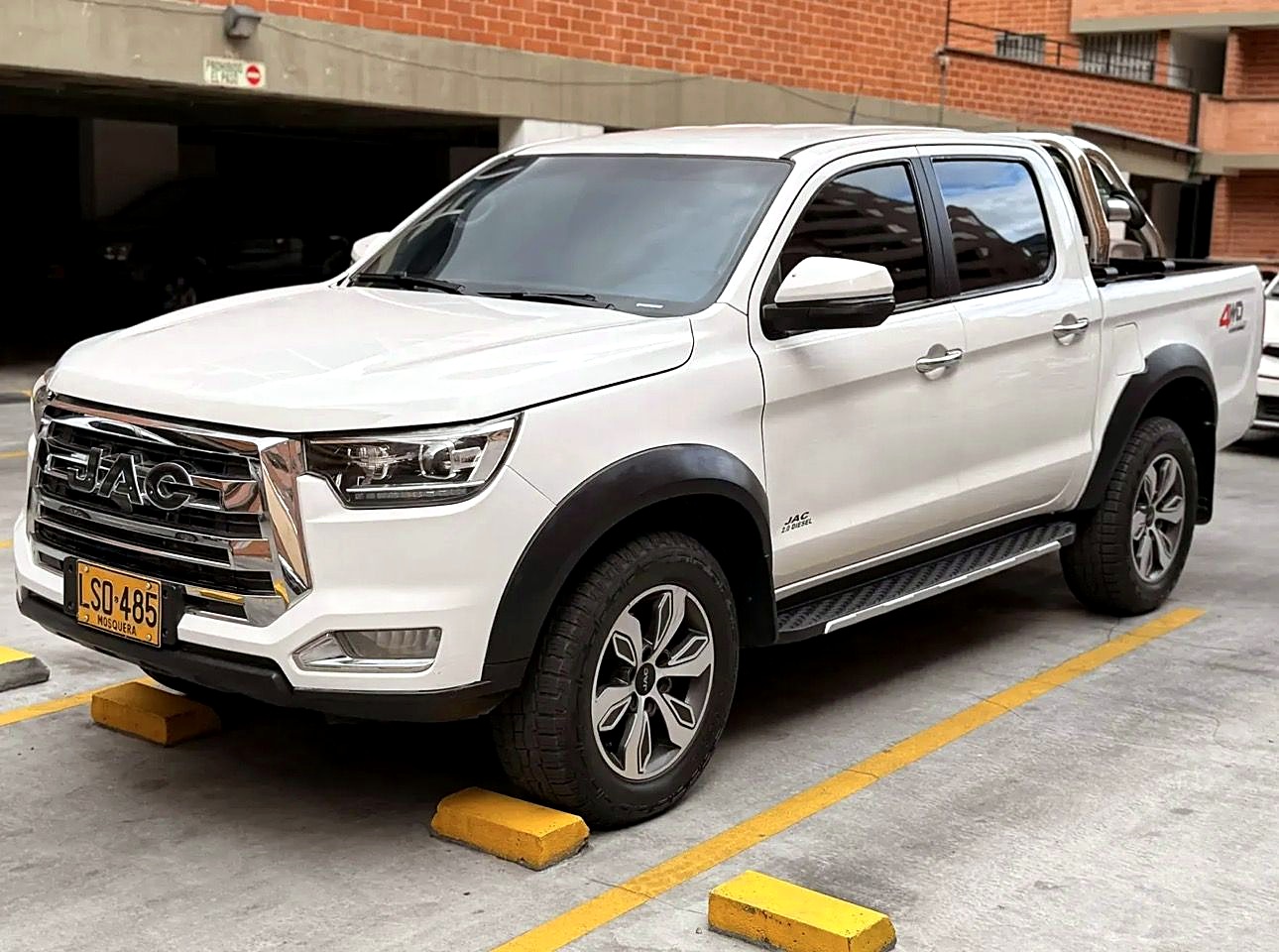 Jac Jac T8 Diesel foto 2
