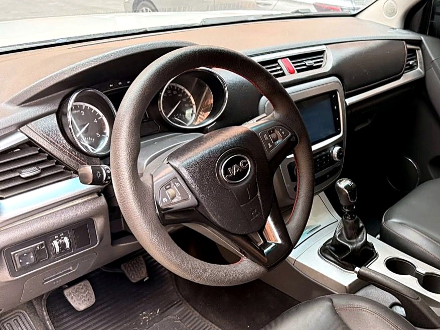 Jac Jac T8 Diesel foto 4