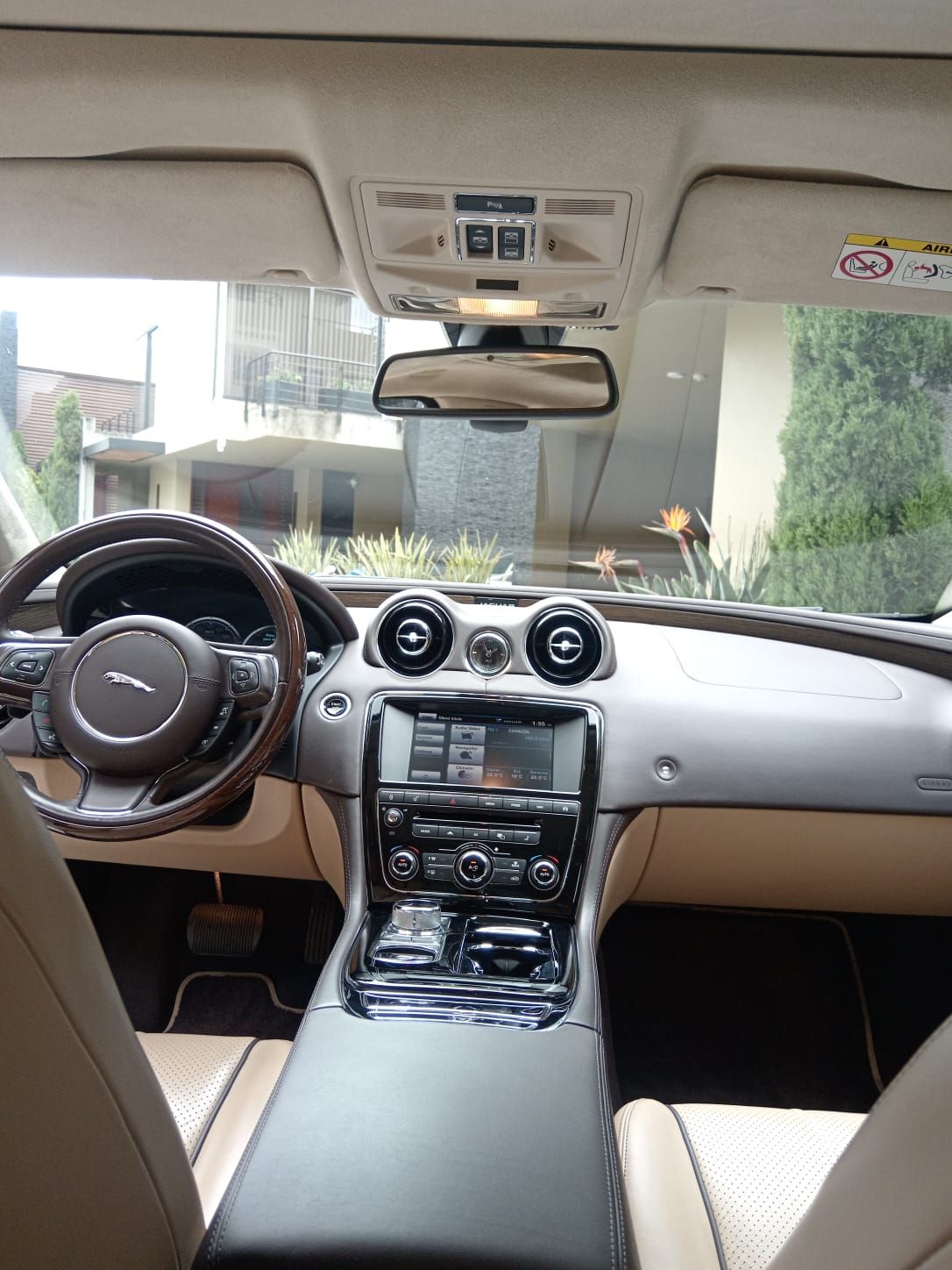 Jaguar XJ6 foto 9