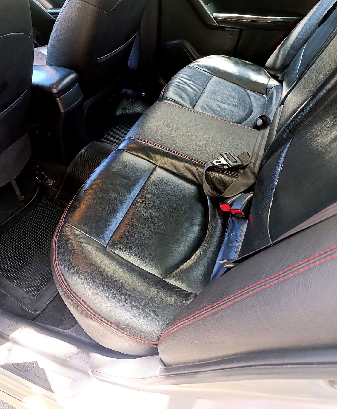 Kia Cerato foto 2