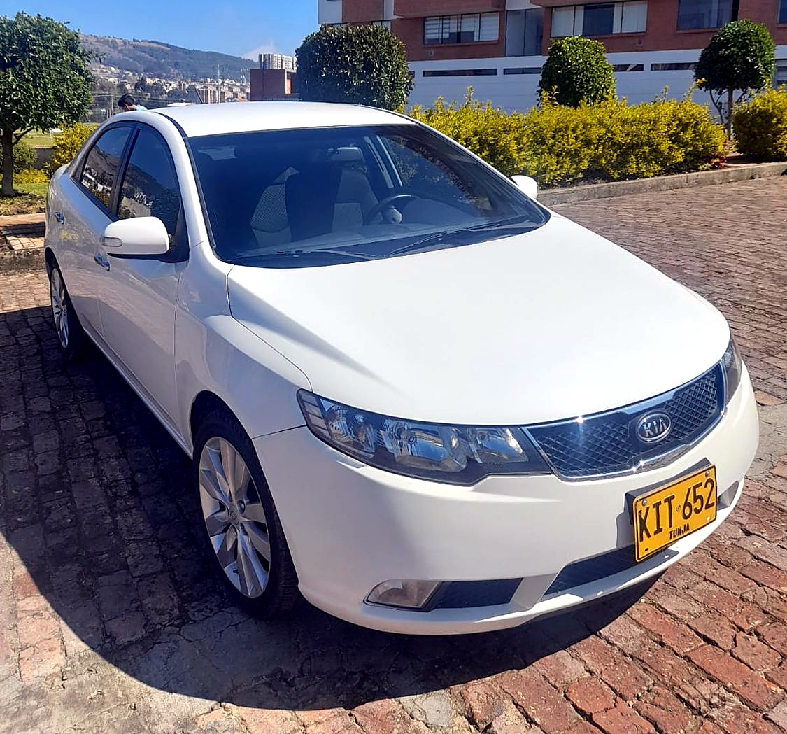 Kia Cerato Forte 1.6 foto 5