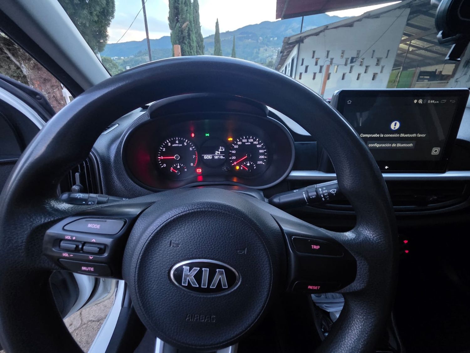 Kia Picanto foto 10