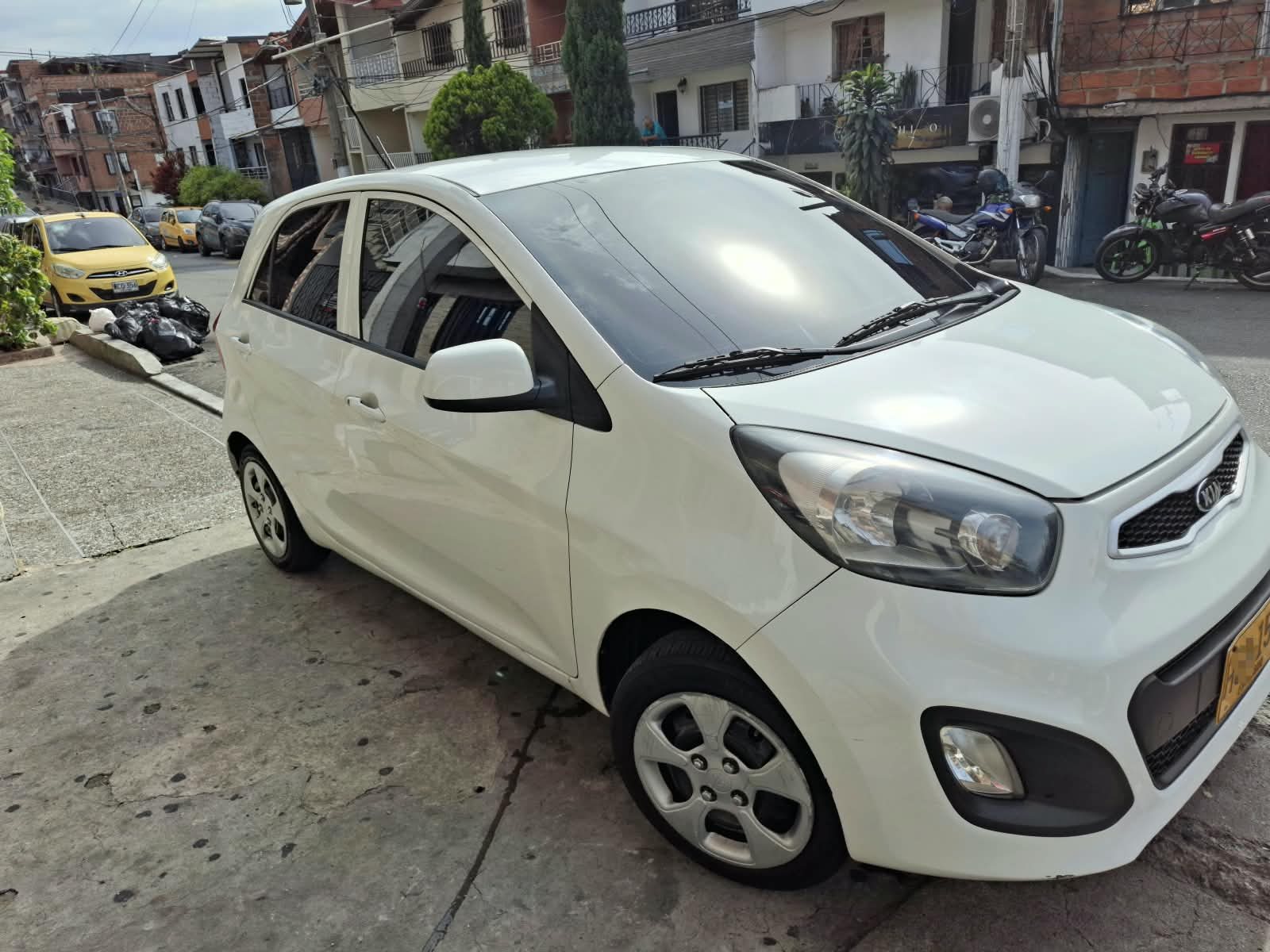 Kia Picanto Ion 1.0 foto 3