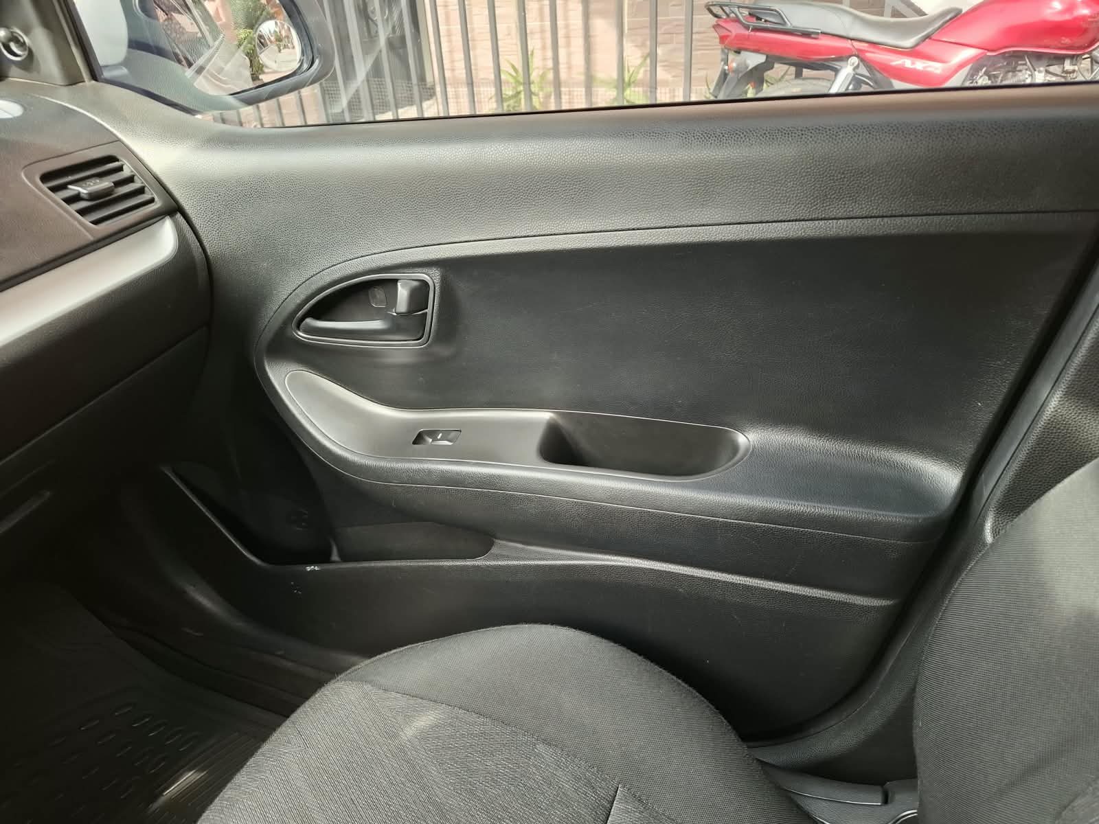 Kia Picanto Ion 1.0 foto 9