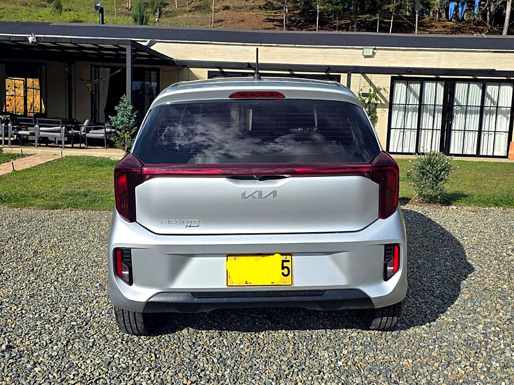 Kia Picanto Vibrant foto 5