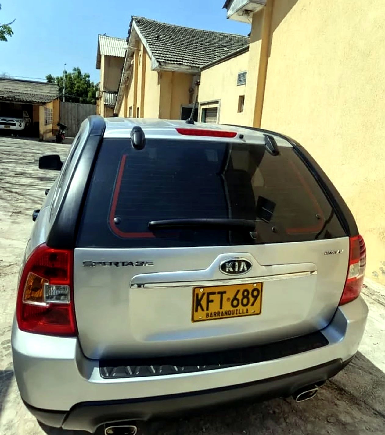 Kia Sportage 2.0L 4x2 foto 2