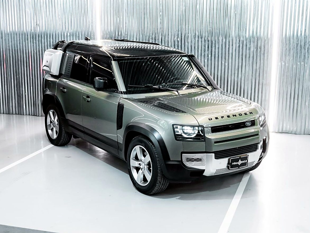 Land Rover Defender foto 9
