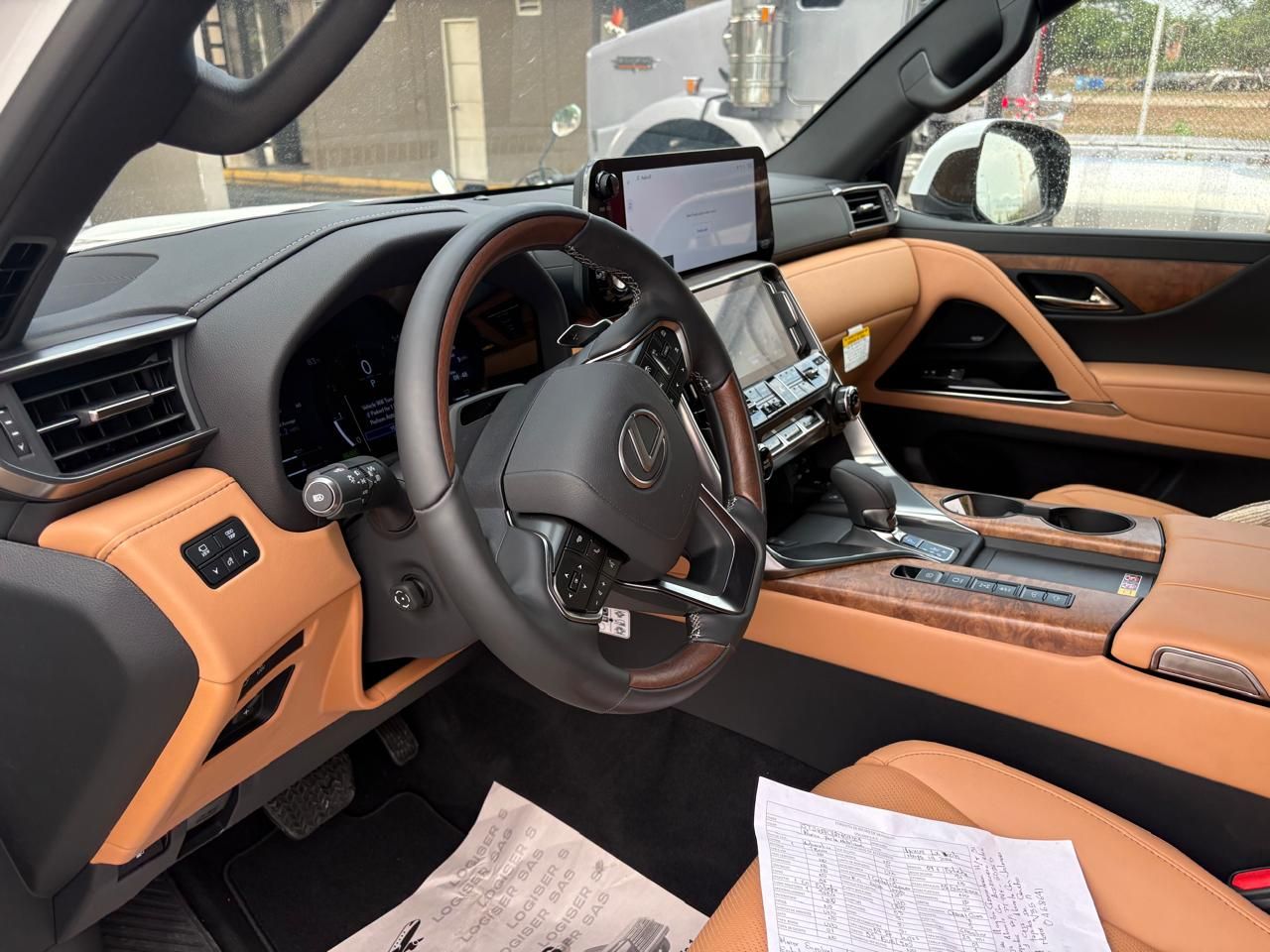 Lexus LX 700H Luxury Hybrid foto 6