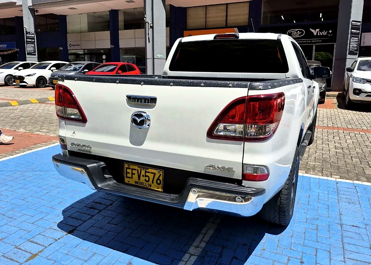 Mazda BT-50 All New Diésel foto 6