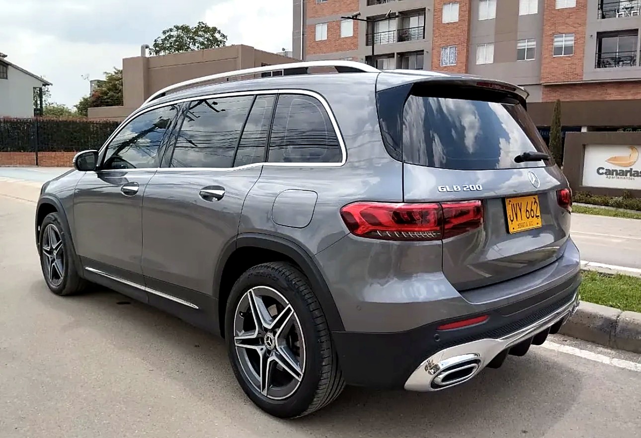 Mercedes-Benz GLB 200 AMG foto 5