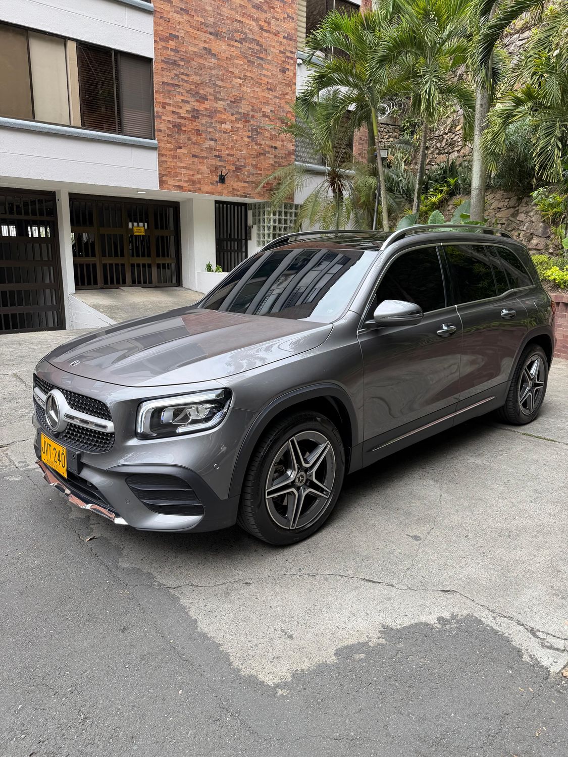 Mercedes-Benz GLB 200 AMG Blindada foto 5