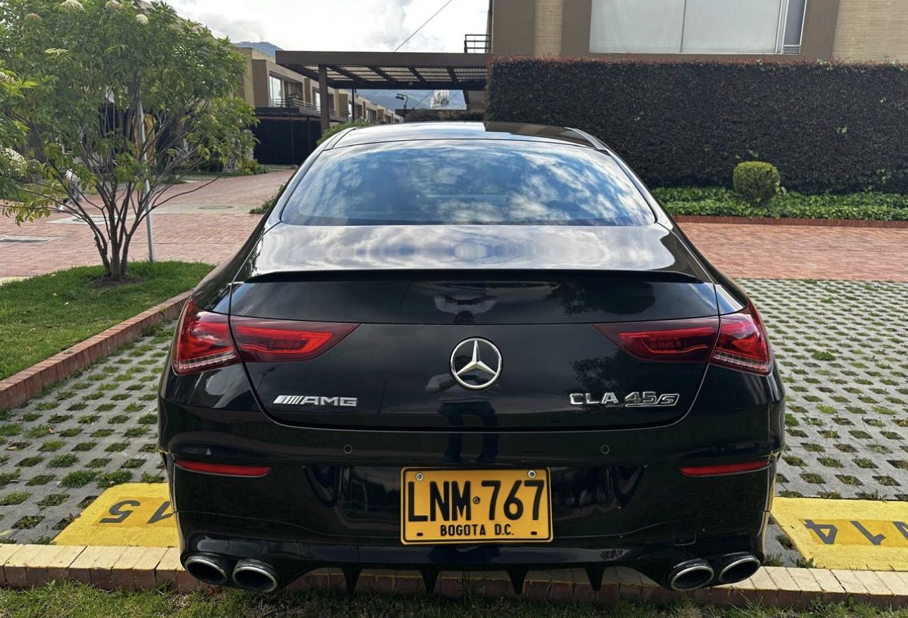 Mercedes-Benz CLA 45S AMG foto 3