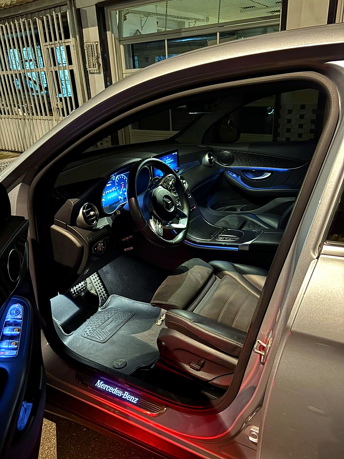 Mercedes GLC 300 Híbrida foto 5