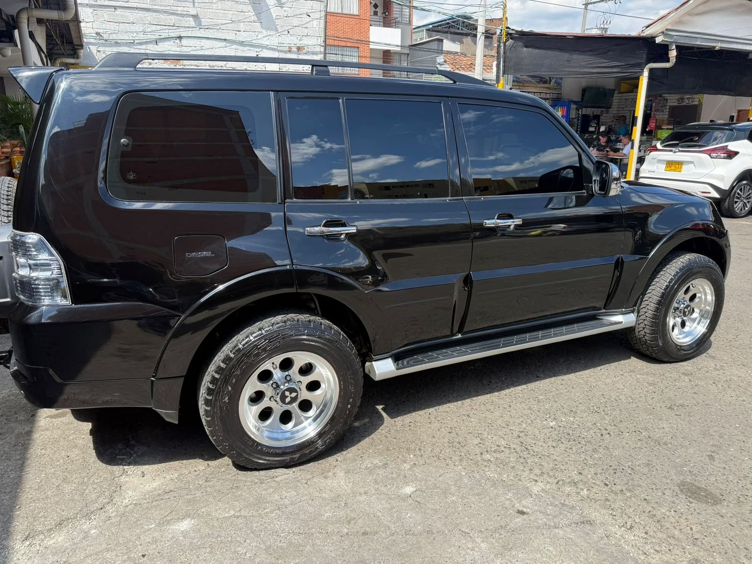 Mitsubishi Montero 3.2 foto 4