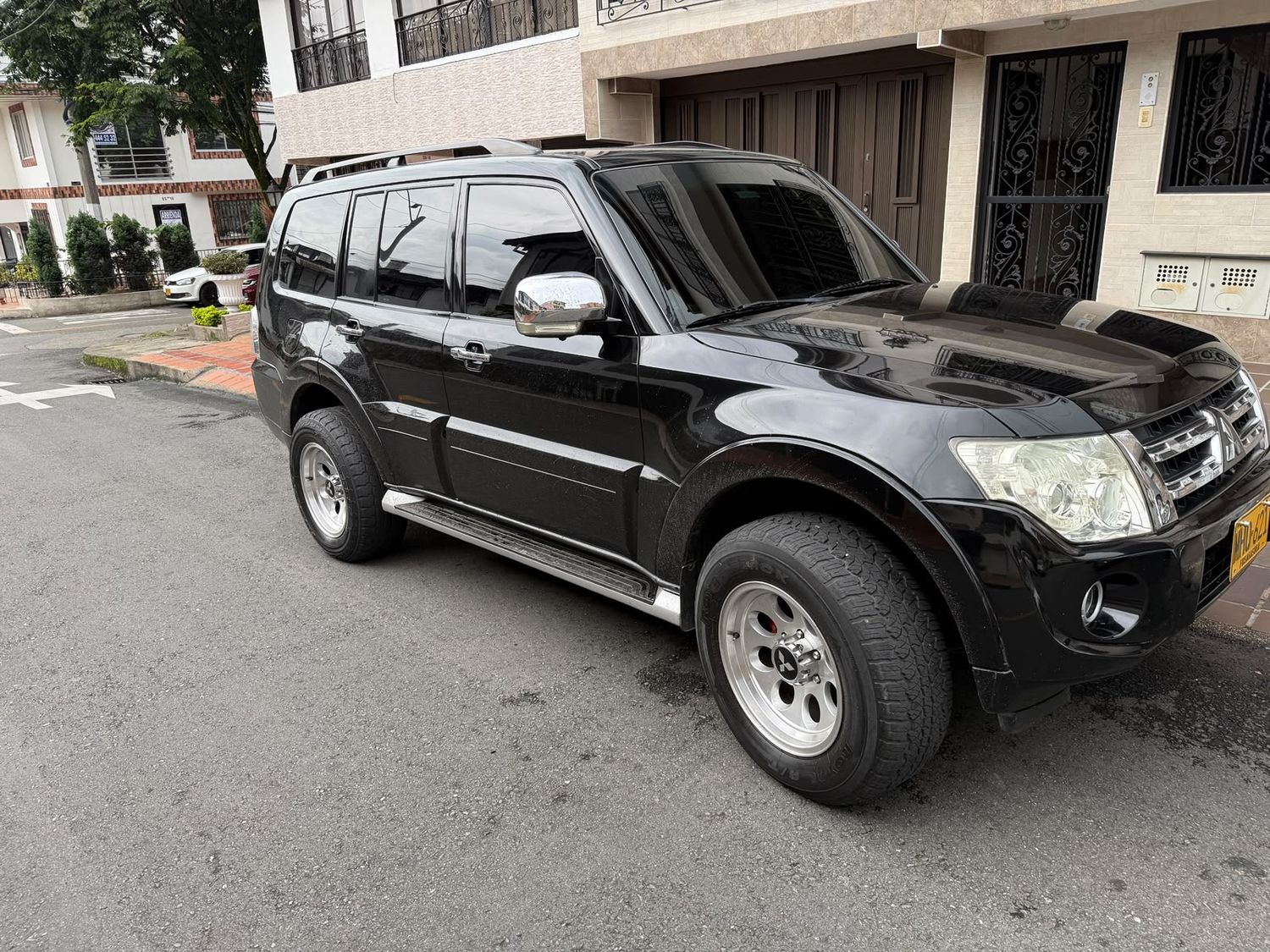 Mitsubishi Montero 3.2 foto 8