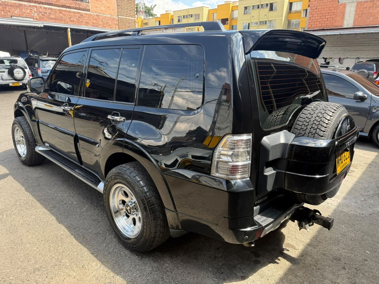 Mitsubishi Montero 3.2 foto 9