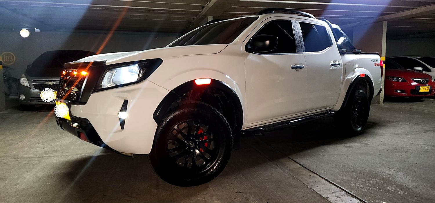 Nissan Frontier NP300 4x2 foto 2