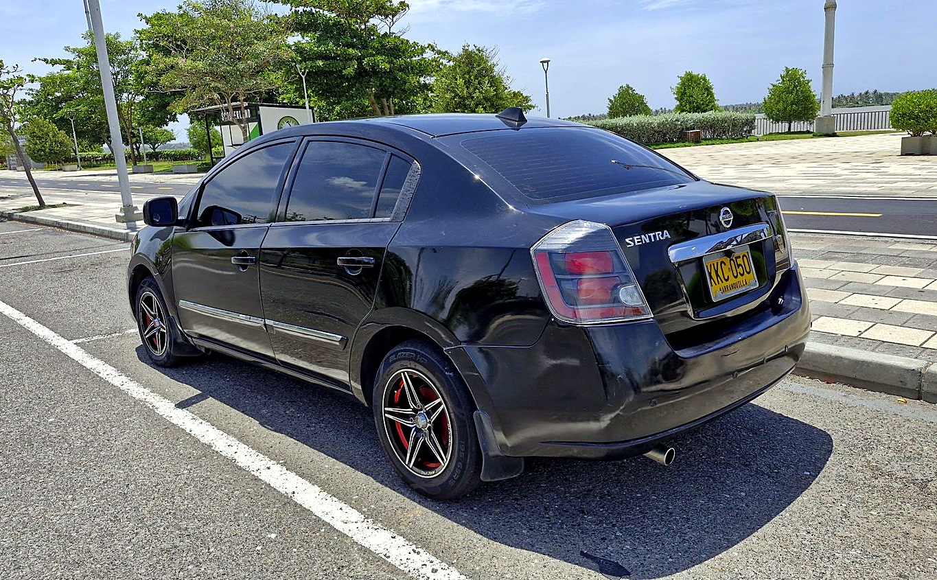 Nissan Sentra 2.0 Sl At foto 5