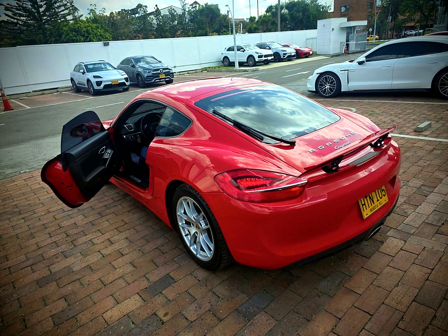 Porsche Cayman 2.7 Coupe foto 4