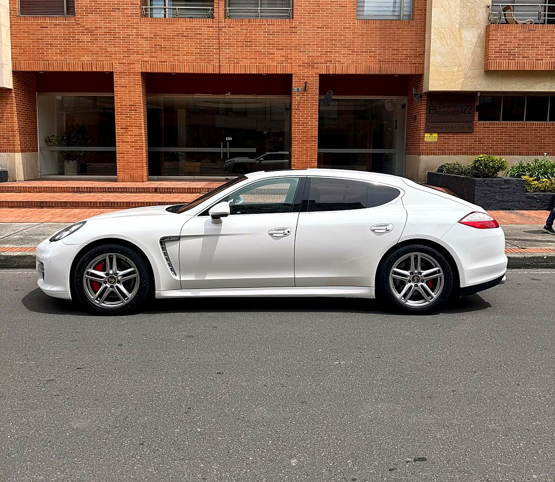 Porsche Panamera foto 4