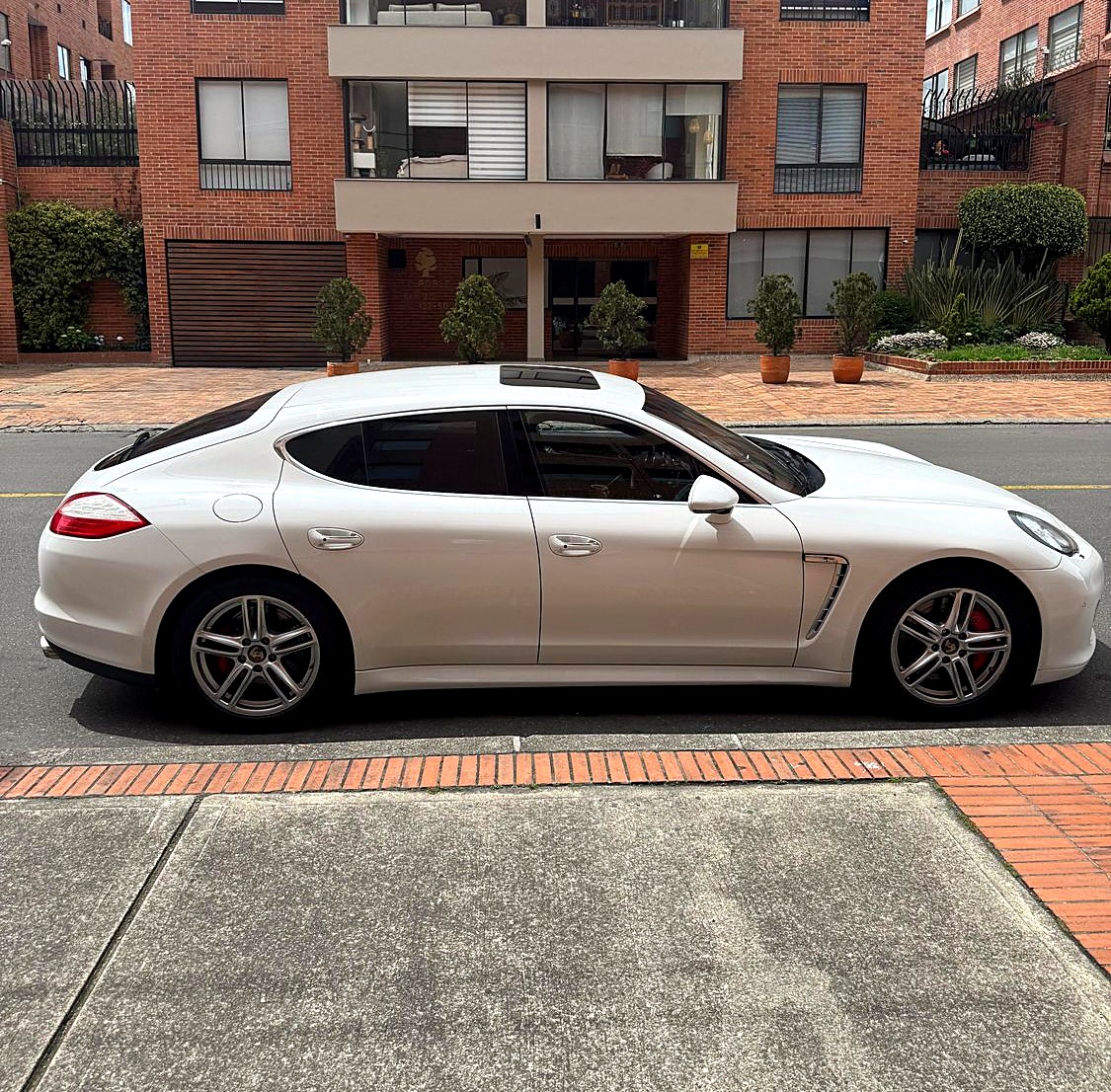 Porsche Panamera foto 5