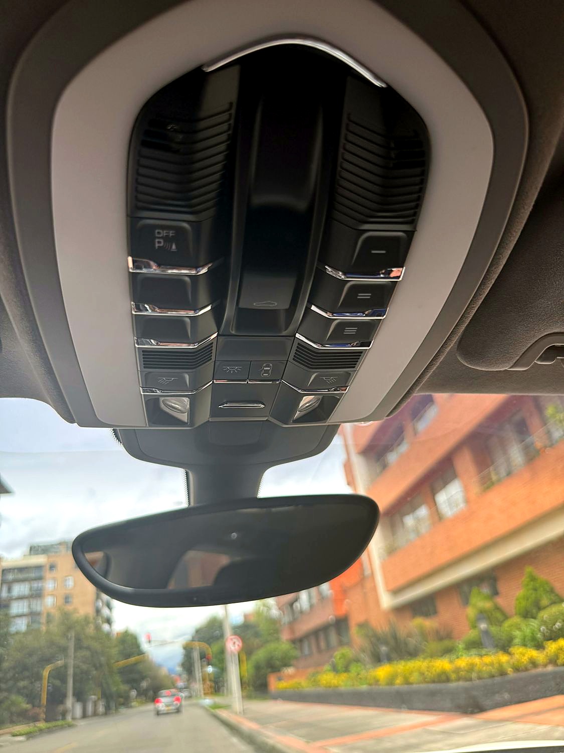 Porsche Panamera foto 9