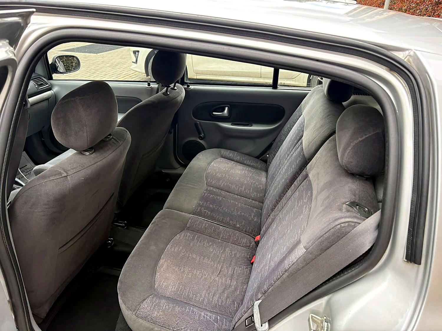 Renault Clio foto 2