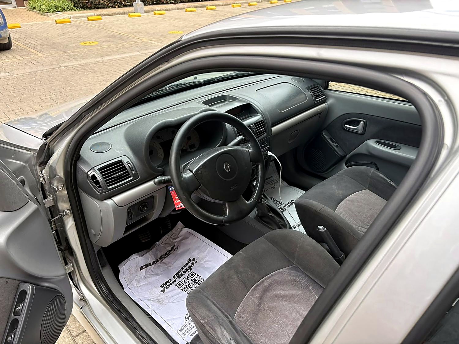Renault Clio foto 4