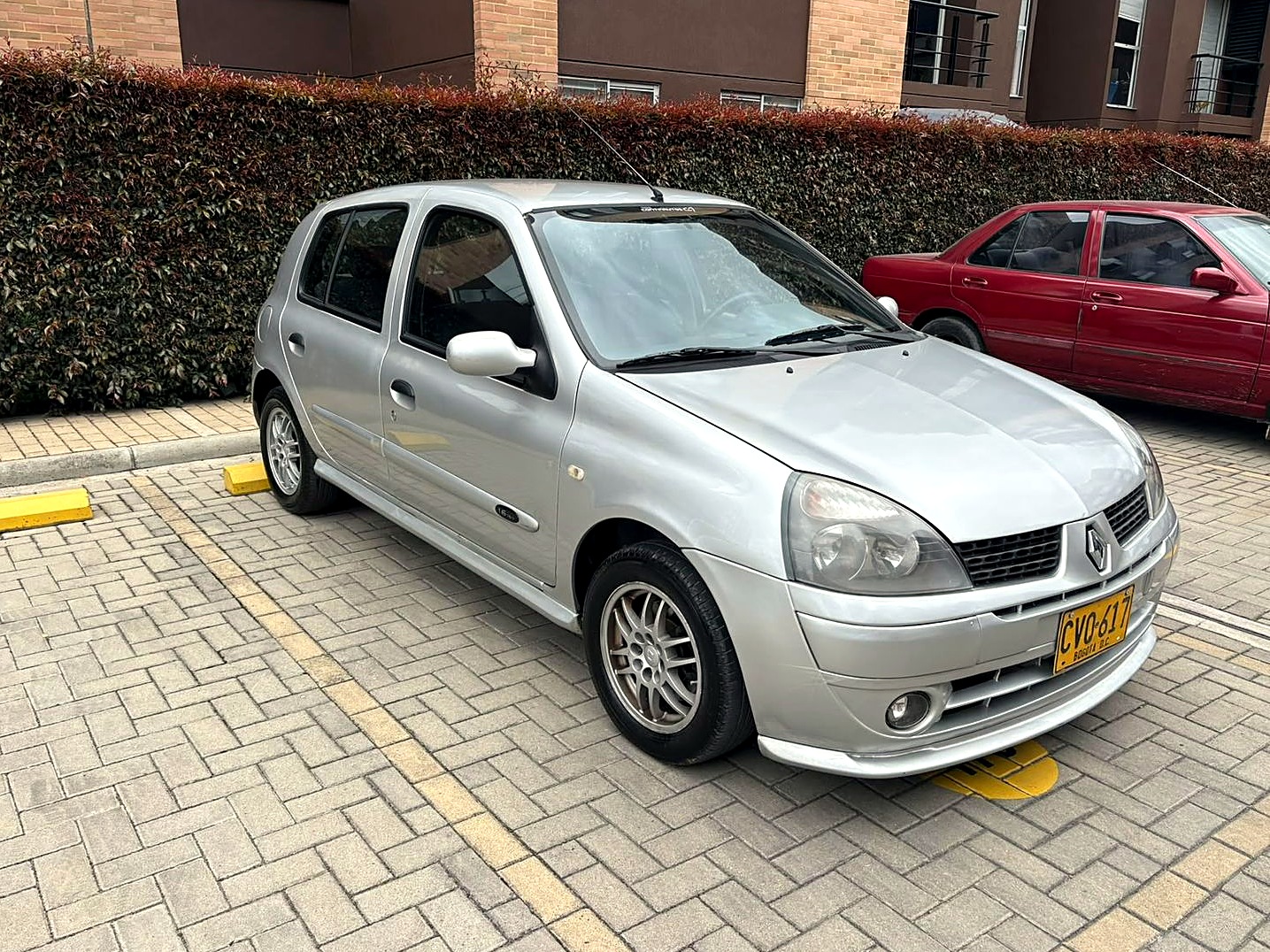Renault Clio foto 6