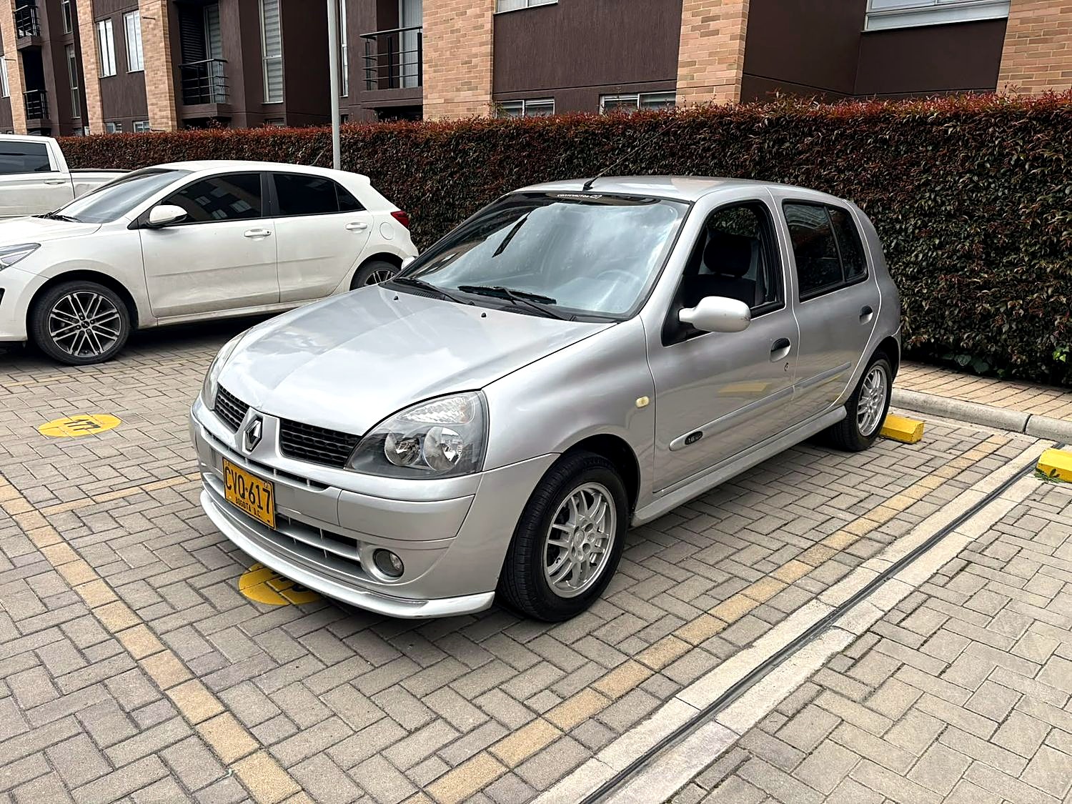 Renault Clio foto 7