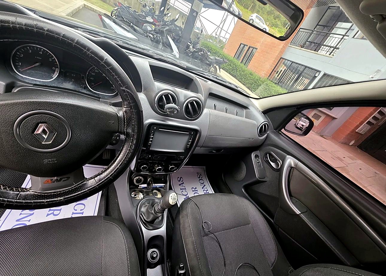 Renault Duster foto 4
