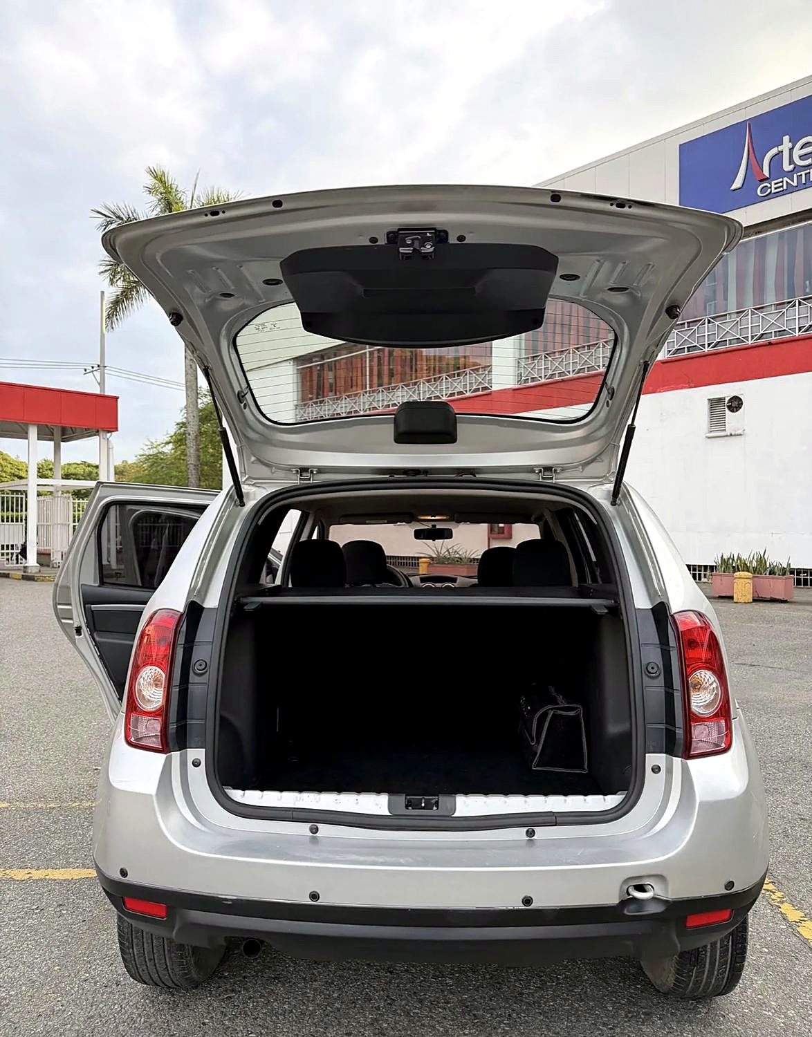 Renault Duster Expression foto 2